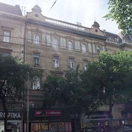 Elisabeth Apartments Будапеща Екстериор снимка